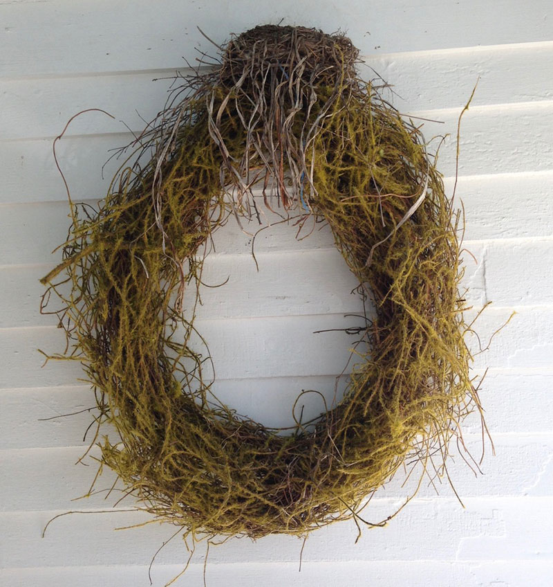 Wreath Home to the Robins